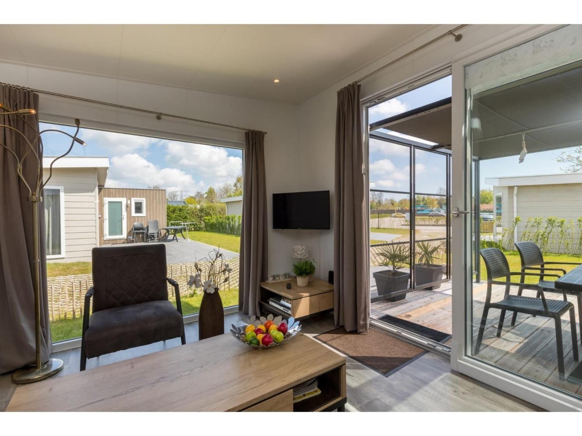 Brand New Chalets At 10 Minutes From The Oosterschelde Heinkenszand Екстериор снимка