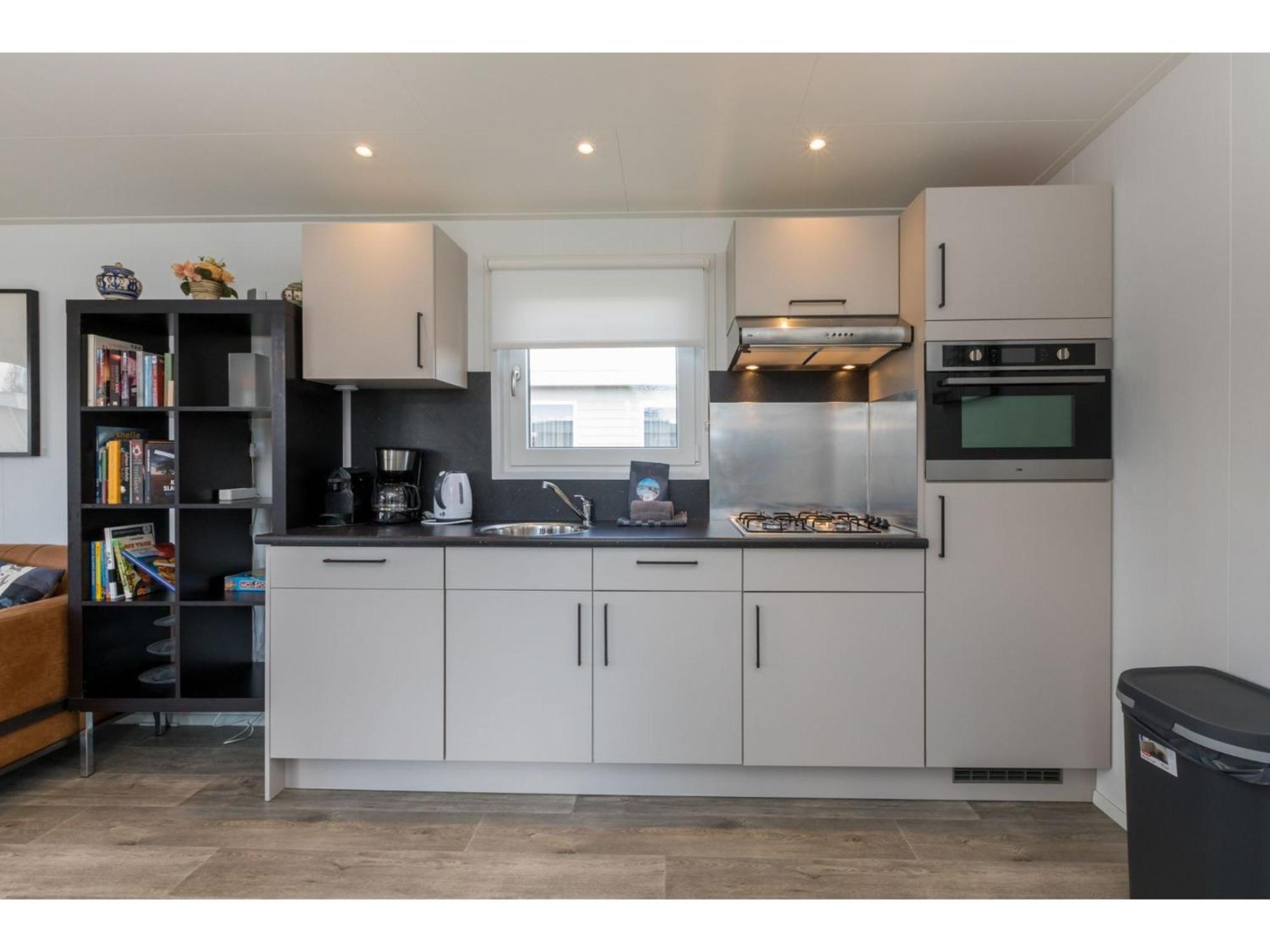 Brand New Chalets At 10 Minutes From The Oosterschelde Heinkenszand Екстериор снимка