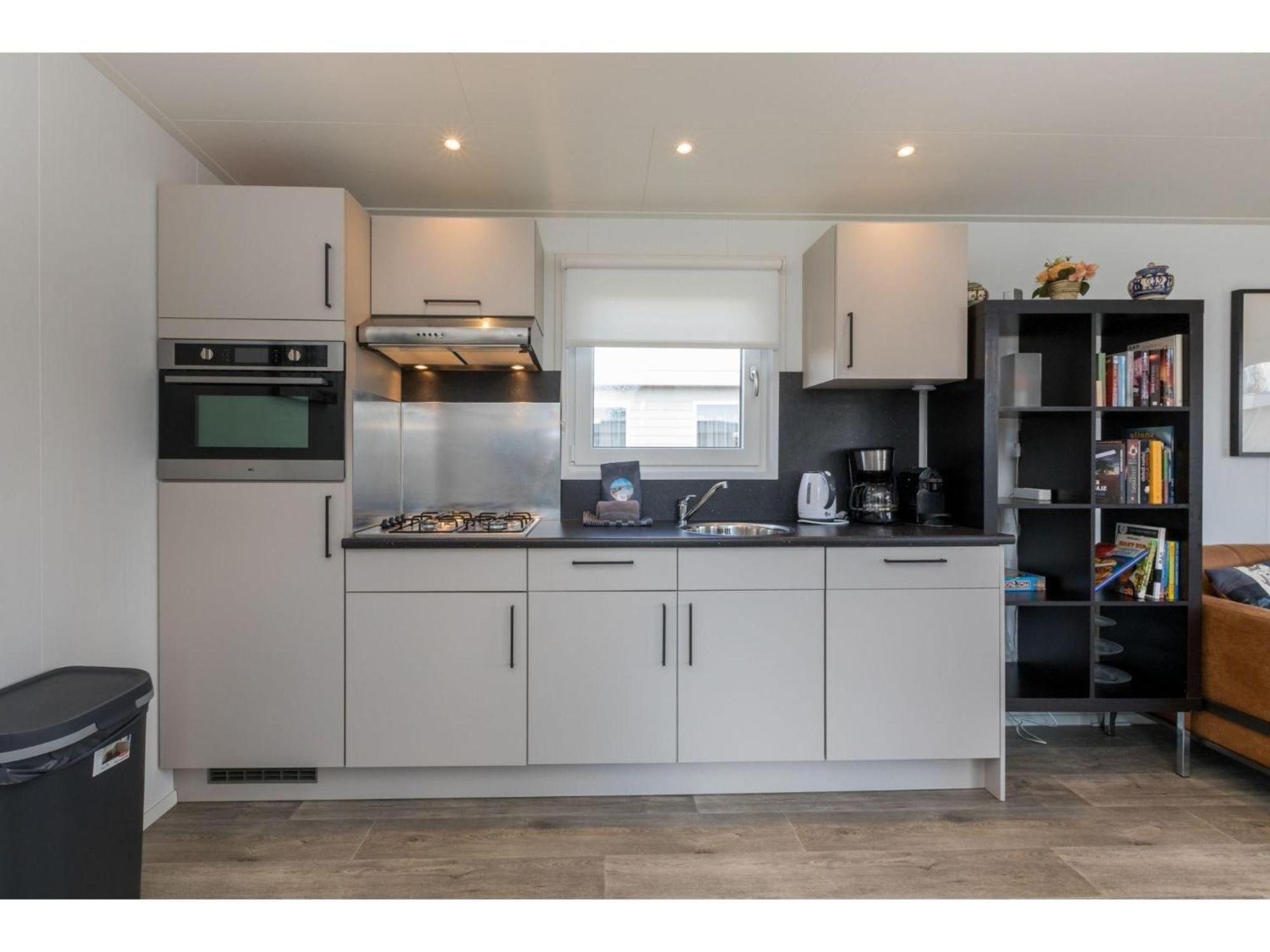 Brand New Chalets At 10 Minutes From The Oosterschelde Heinkenszand Екстериор снимка